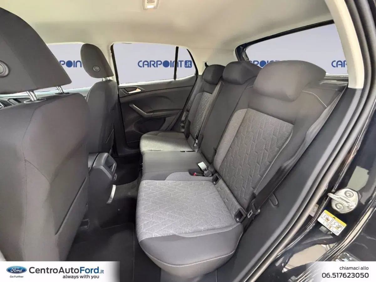 Volkswagen T-Cross nuova a Roma (13)