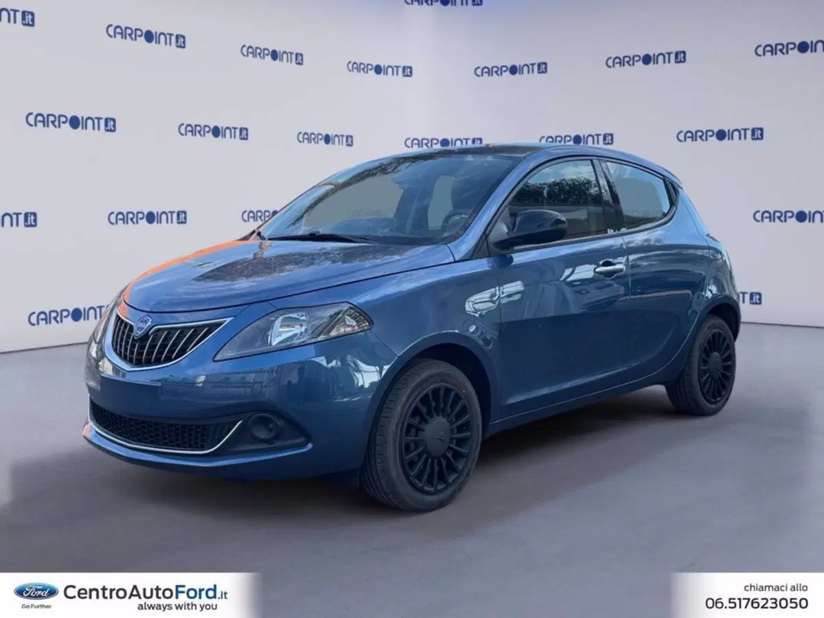 Lancia Ypsilon usata a Roma