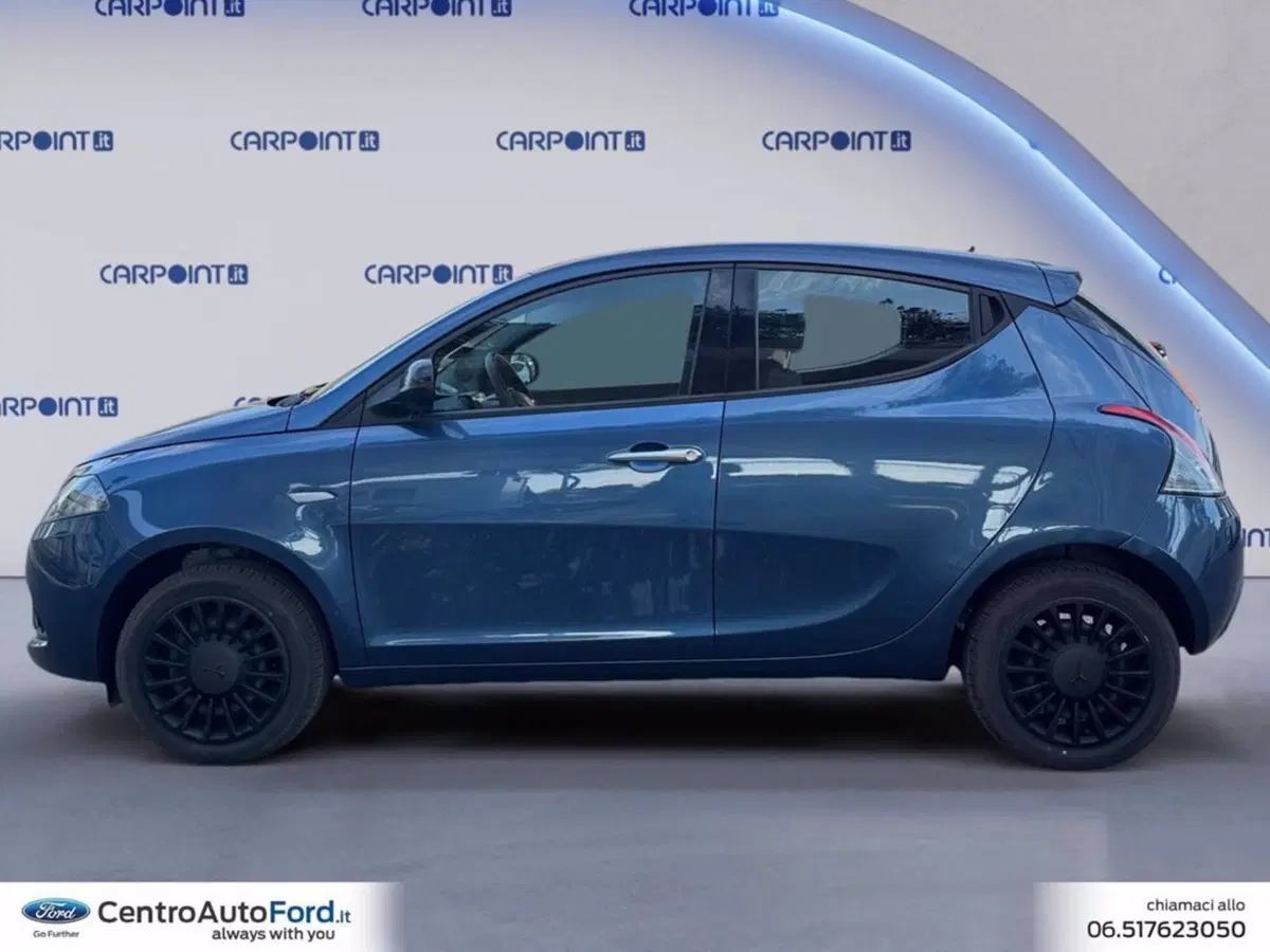 Lancia Ypsilon usata a Roma (2)