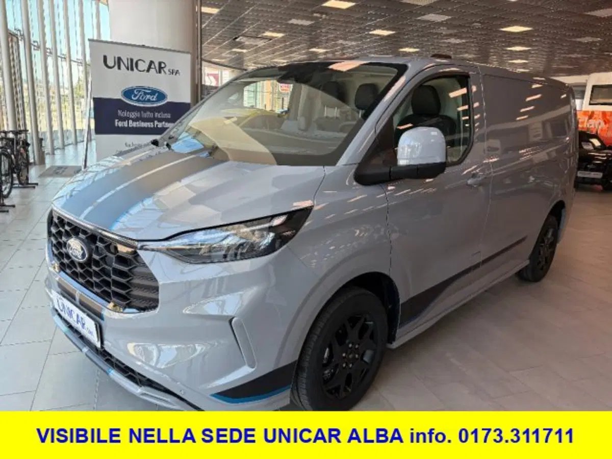 Ford Transit Custom Furgone nuova a Cuneo