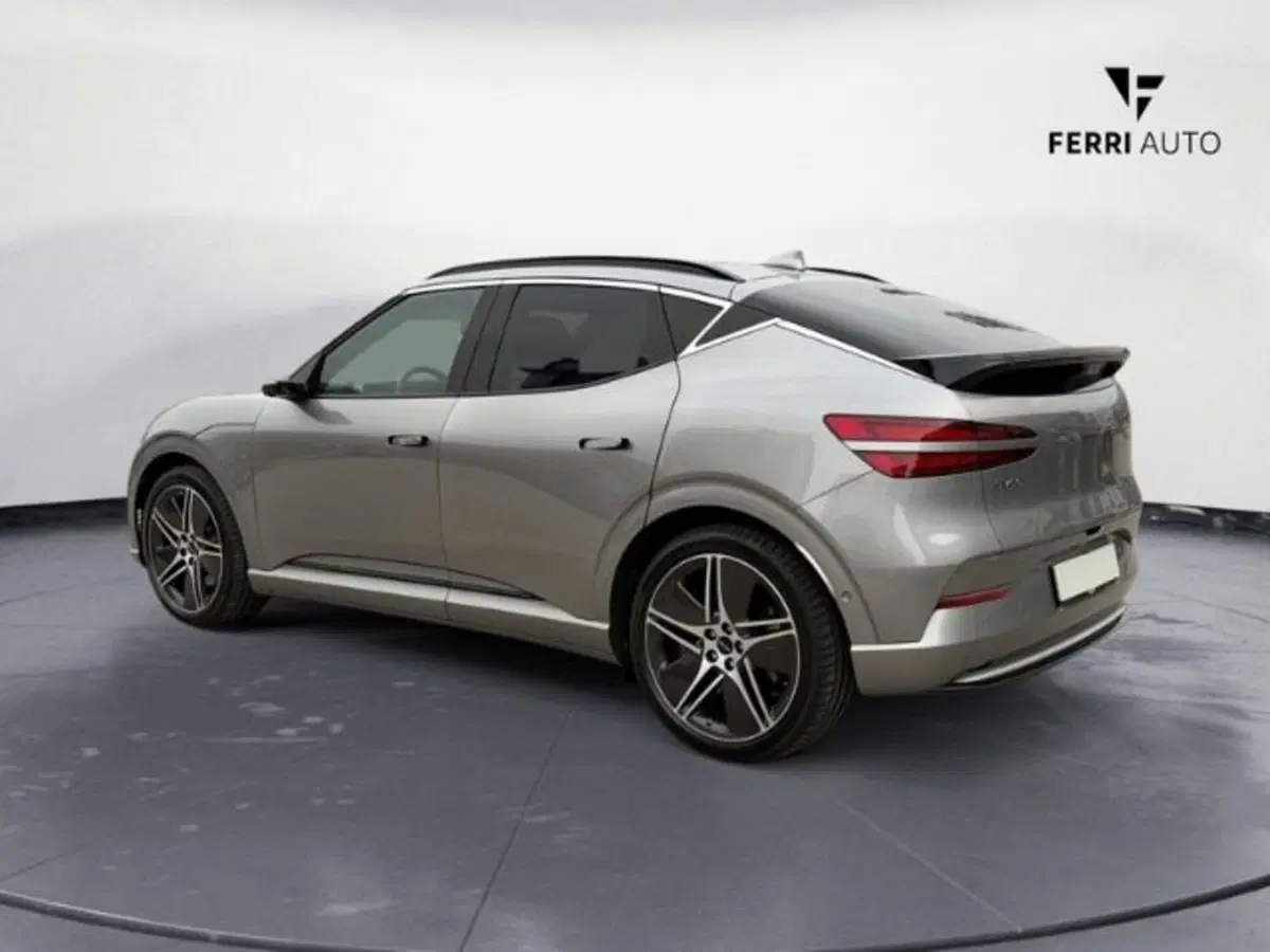Genesis GV60 Magma nuova a Treviso (8)