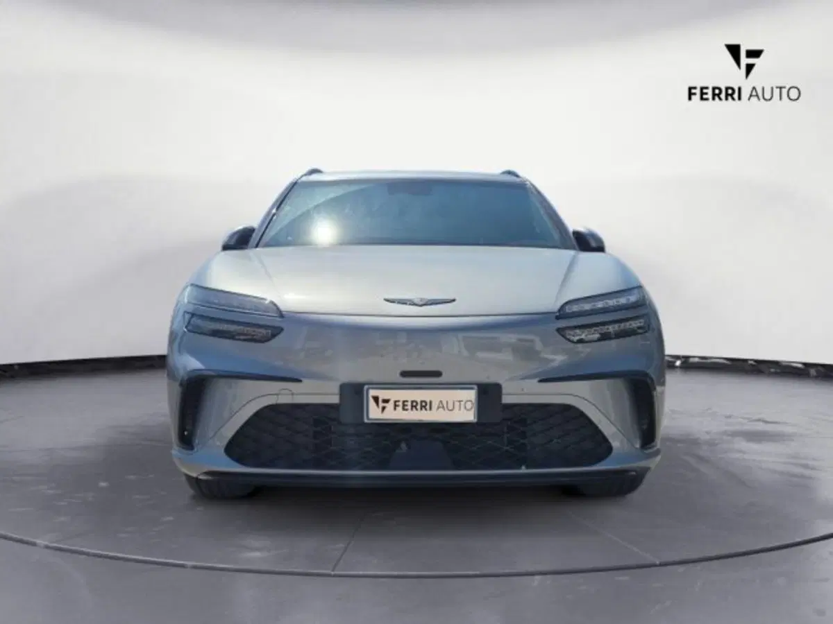 Genesis GV60 Magma nuova a Treviso (2)