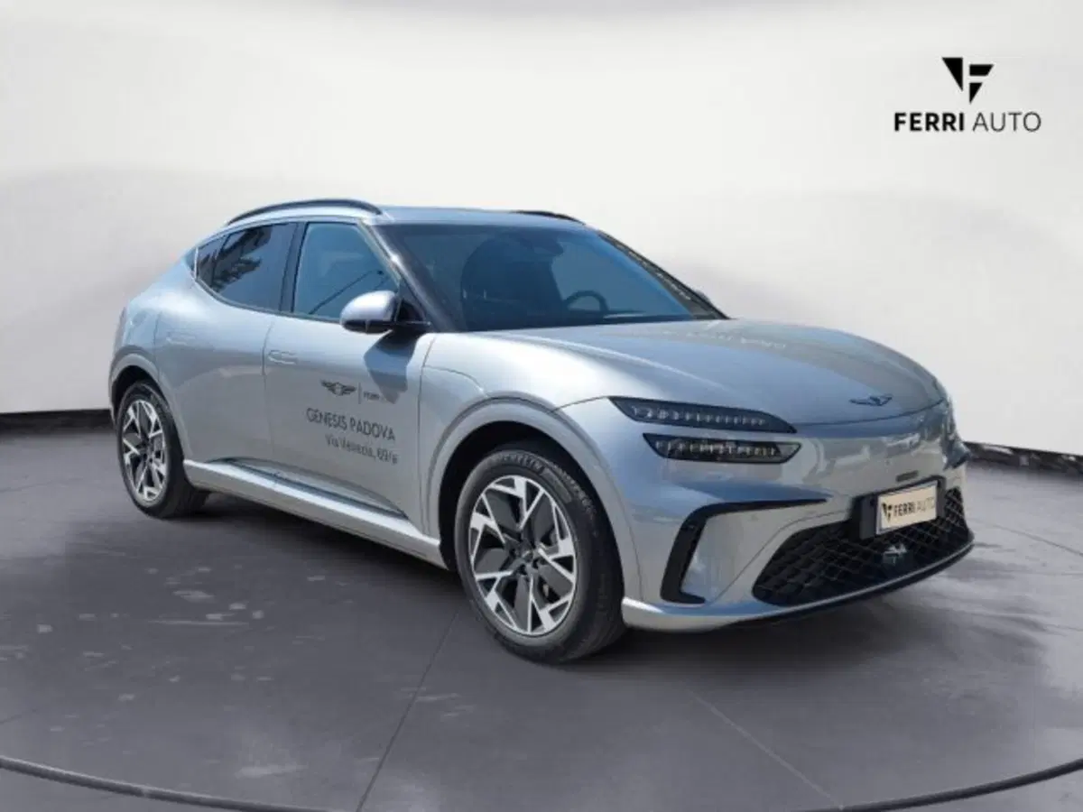 Genesis GV60 Magma nuova a Treviso (3)