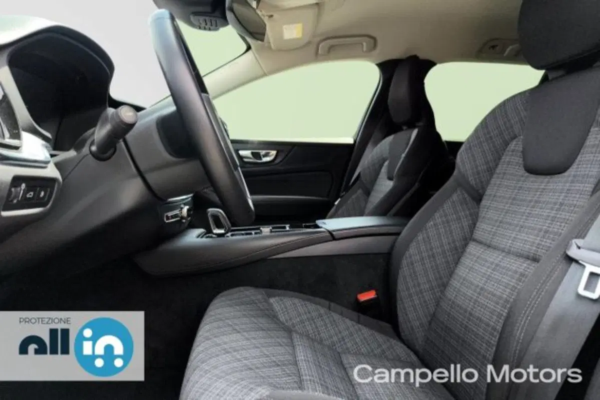 Volvo V60 usata a Venezia (5)