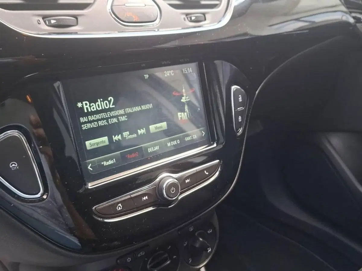 Opel Corsa usata a Torino (9)