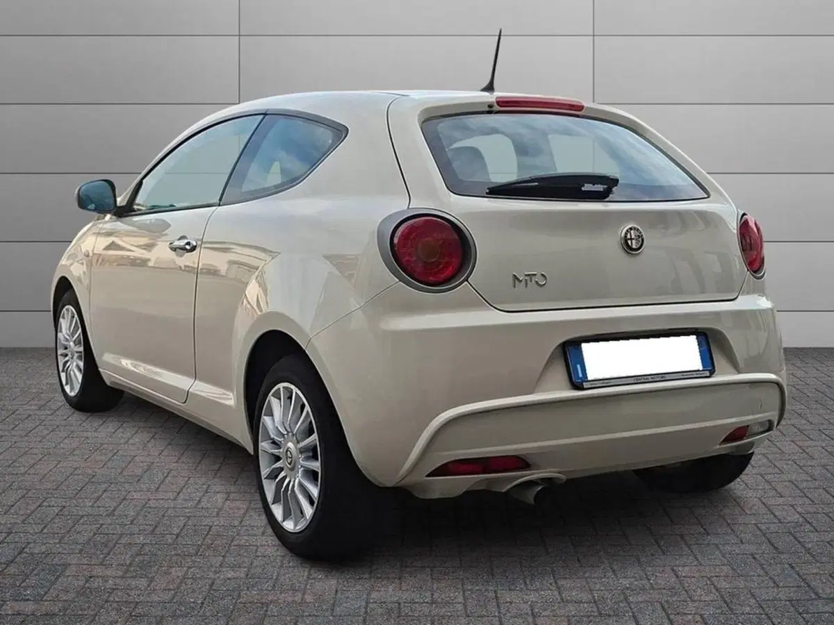 Alfa Romeo MiTo usata a Torino (2)
