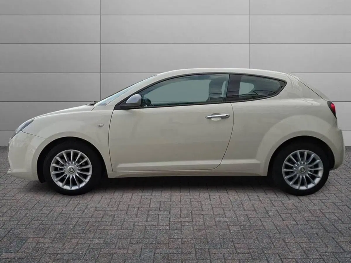 Alfa Romeo MiTo usata a Torino (6)