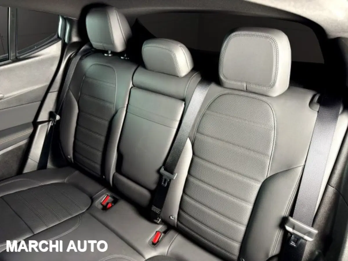 Alfa Romeo Tonale nuova a Perugia (11)