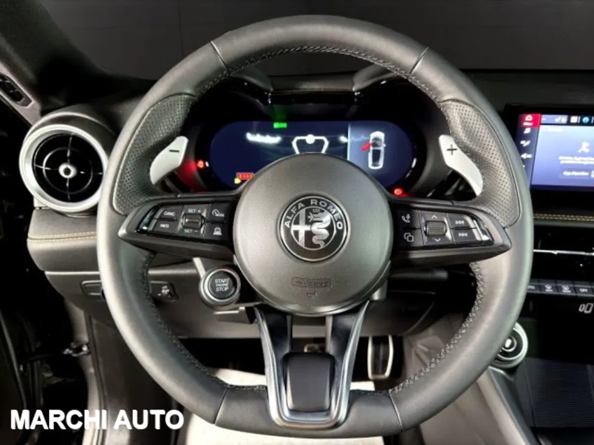Alfa Romeo Tonale nuova a Perugia (13)