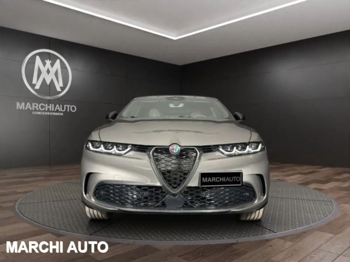Alfa Romeo Tonale nuova a Perugia (2)