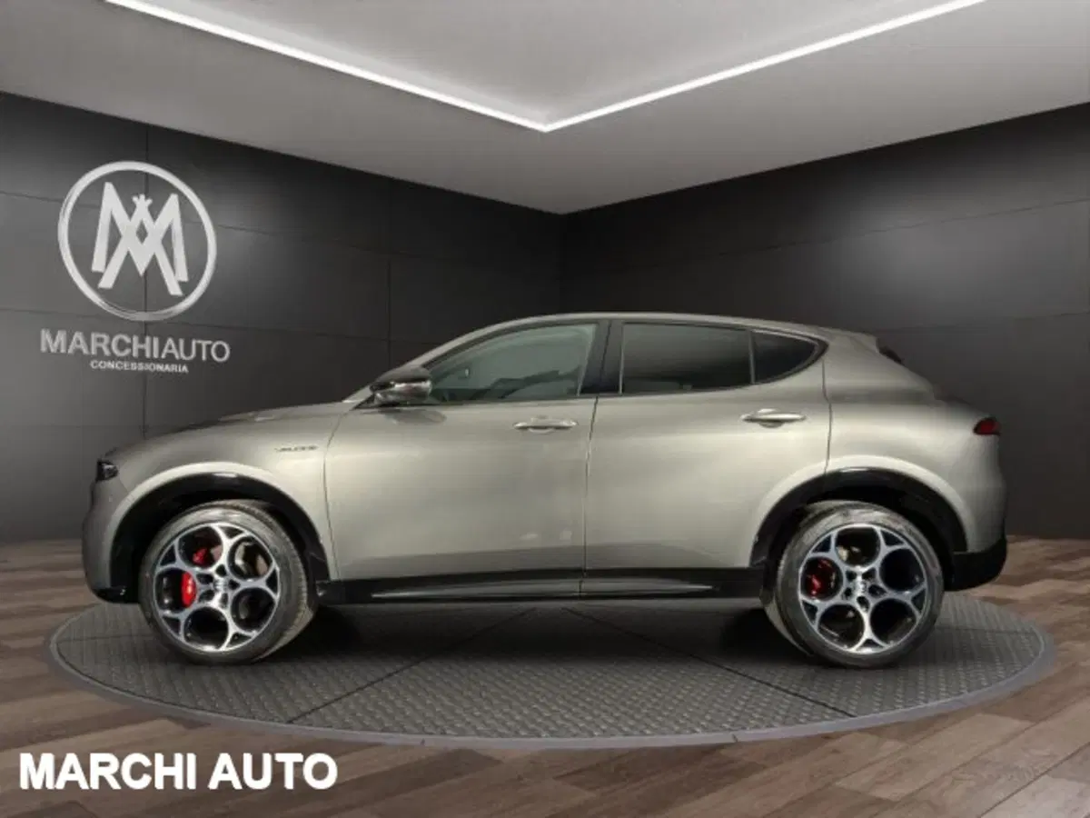 Alfa Romeo Tonale nuova a Perugia (8)