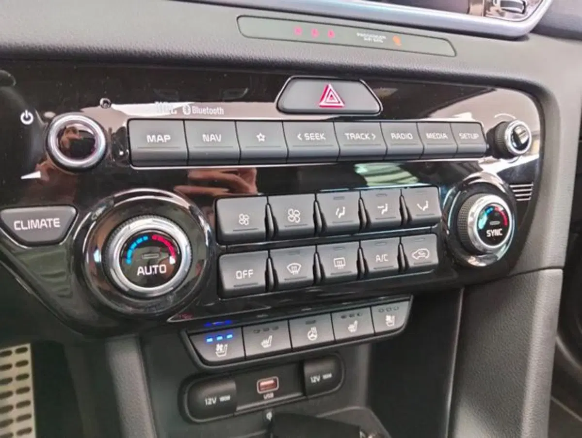 Kia Sportage usata a Como (19)