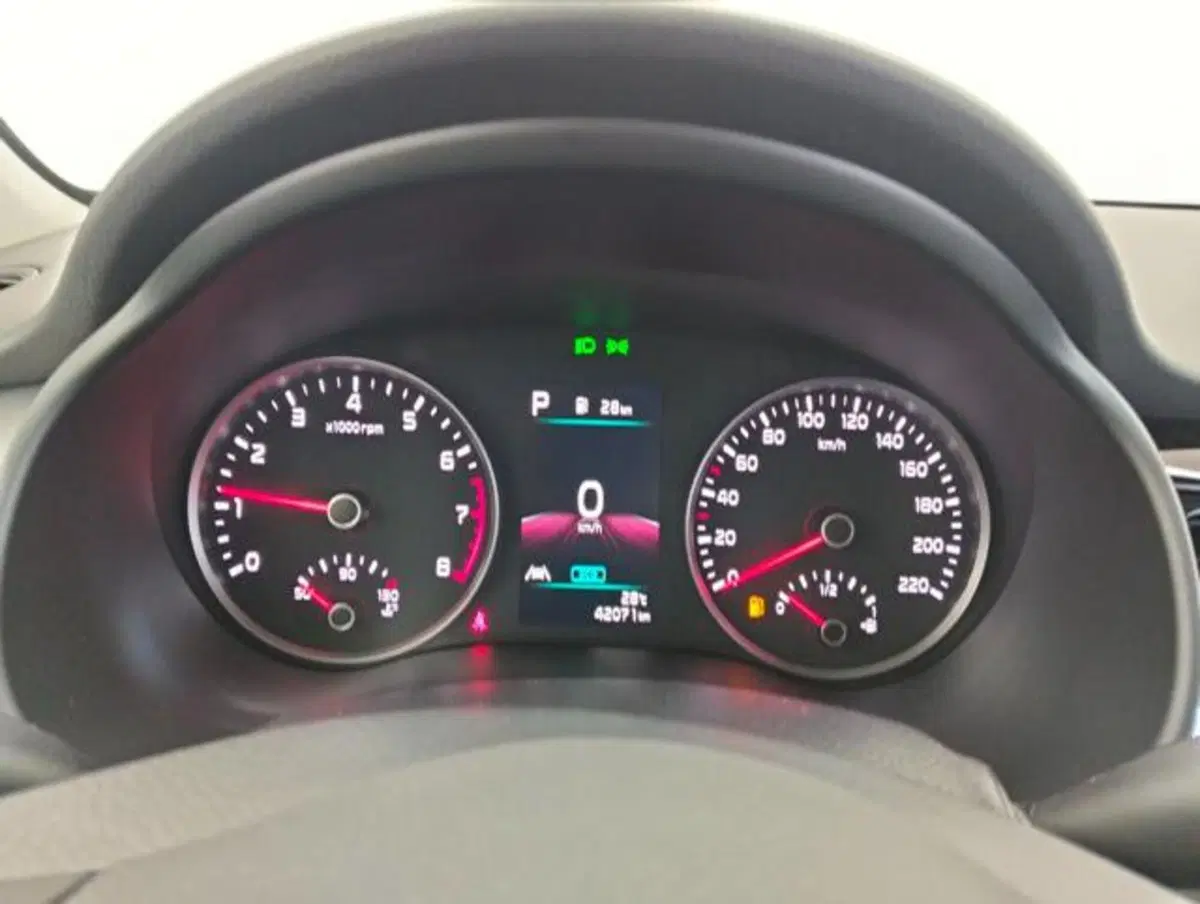 Kia Stonic usata a Como (11)