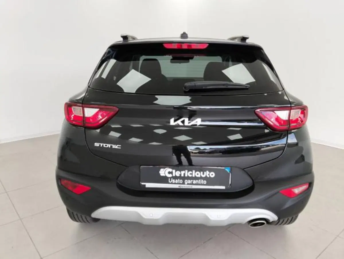 Kia Stonic usata a Como (7)