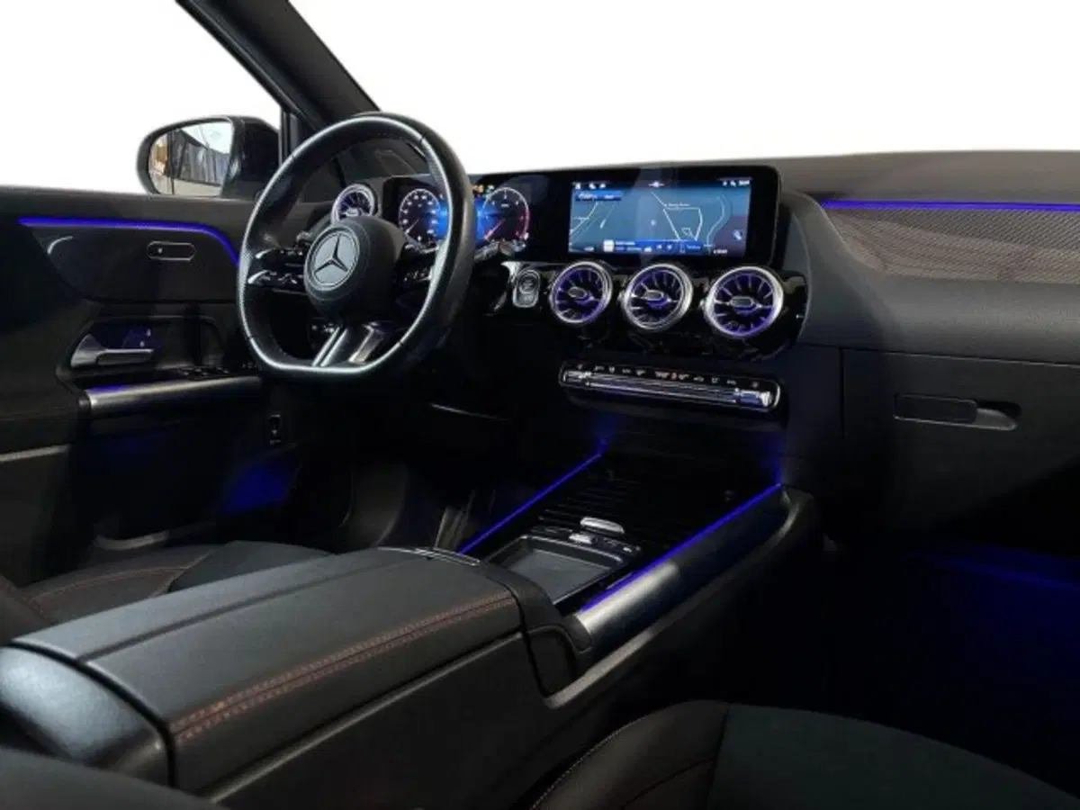 Mercedes-Benz GLA SUV usata a Bologna (15)