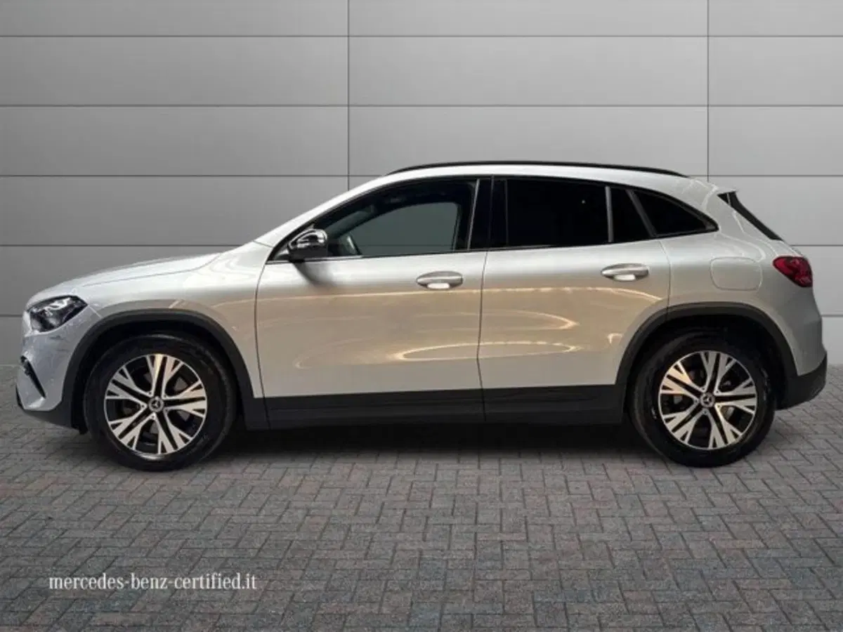 Mercedes-Benz GLA SUV usata a Bologna (6)