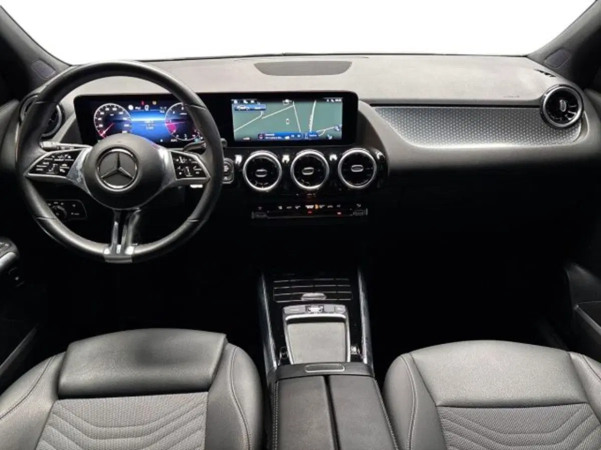 Mercedes-Benz GLA SUV usata a Bologna (9)