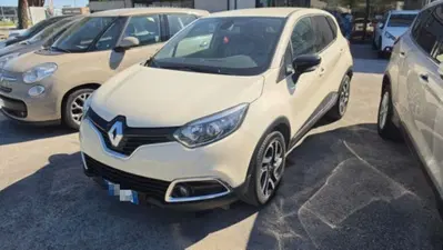 Renault Captur dCi 8V 110 CV Start&amp;Stop Energy Hypnotic del 2016 usata a Recanati