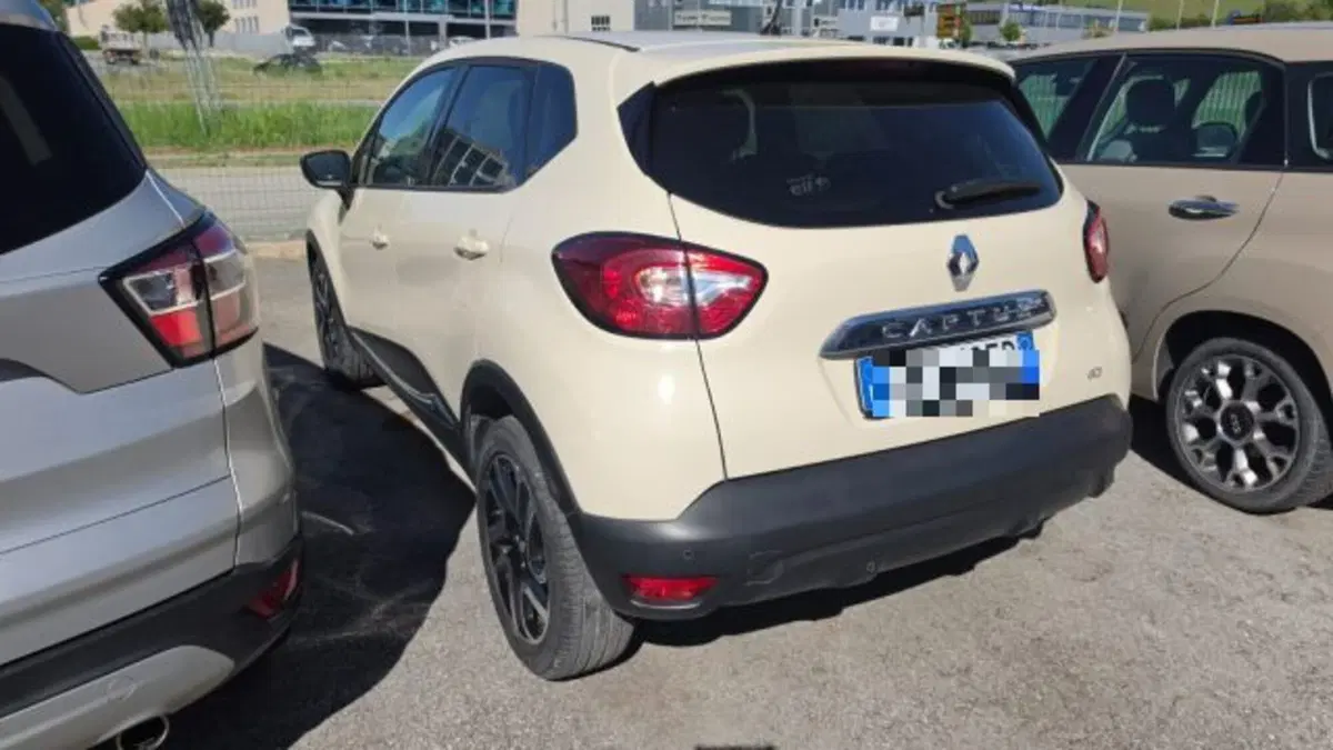 Renault Captur usata a Macerata (6)