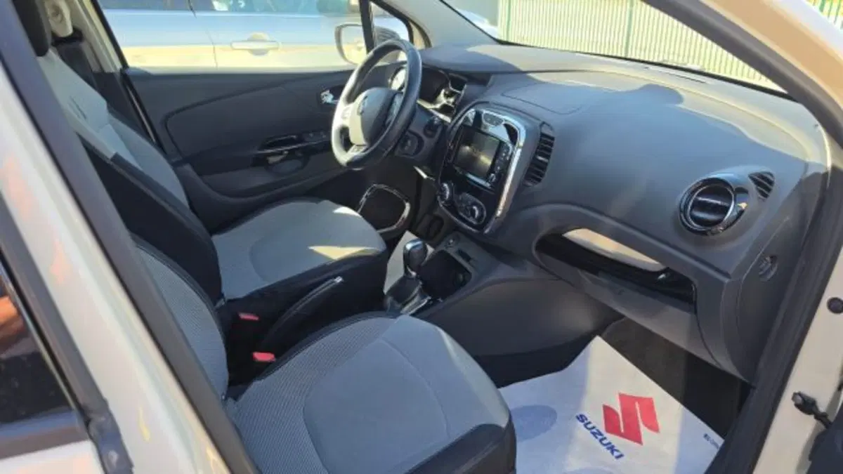 Renault Captur usata a Macerata (8)