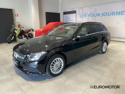 Mercedes-Benz Classe C Station Wagon 200 d Exclusive del 2015 usata a Modugno
