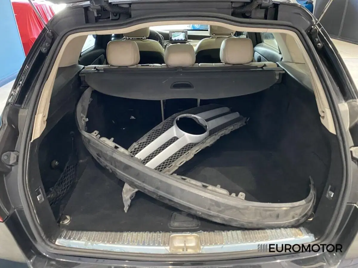 Mercedes-Benz Classe C Station Wagon usata a Bari (14)