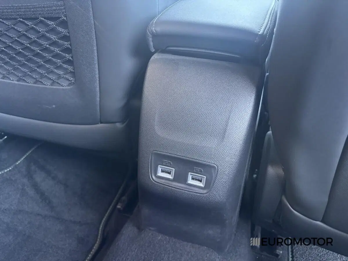 Peugeot 2008 usata a Bari (13)