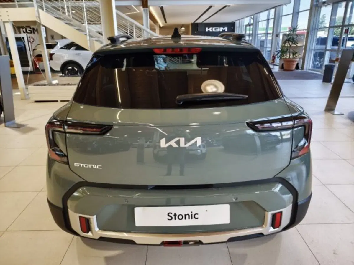 Kia Stonic nuova a Vicenza (5)