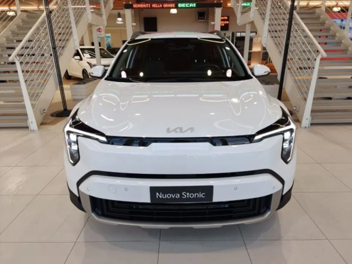 Kia Stonic nuova a Vicenza (2)