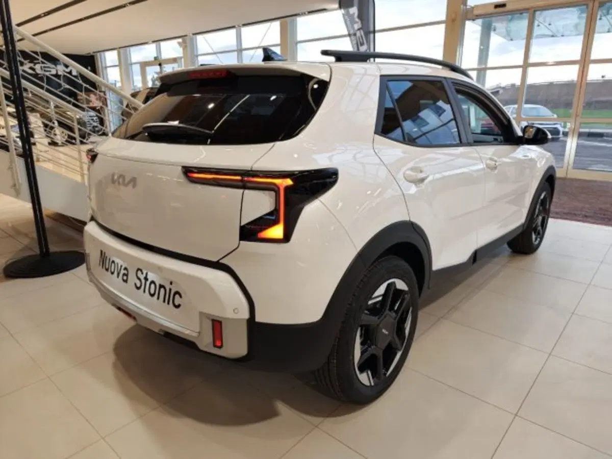 Kia Stonic nuova a Vicenza (5)
