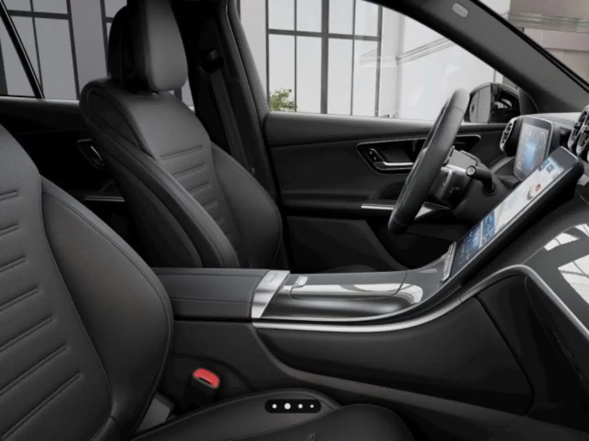 Mercedes-Benz GLC nuova a Verona (7)