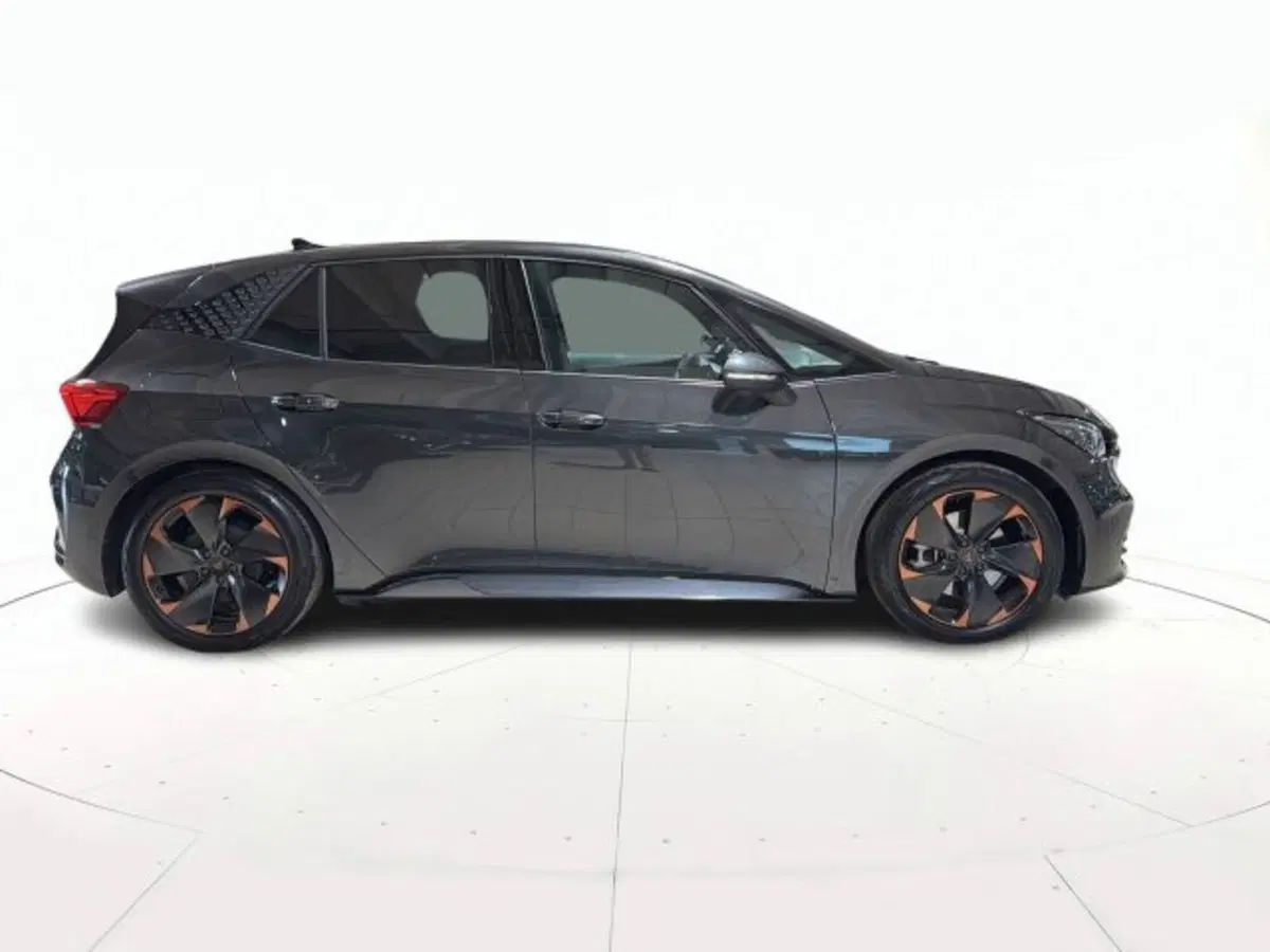 Cupra Born usata a Vicenza (3)