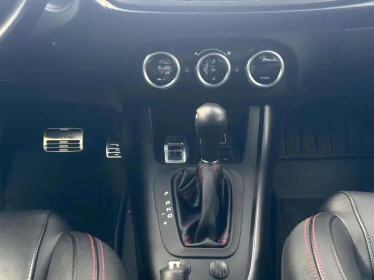 Alfa Romeo Giulietta usata a Vercelli (16)