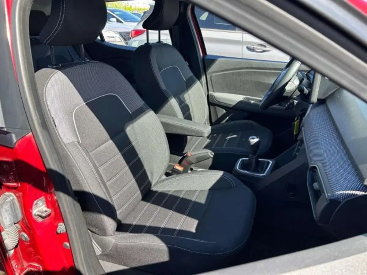 Dacia Sandero usata a Firenze (12)