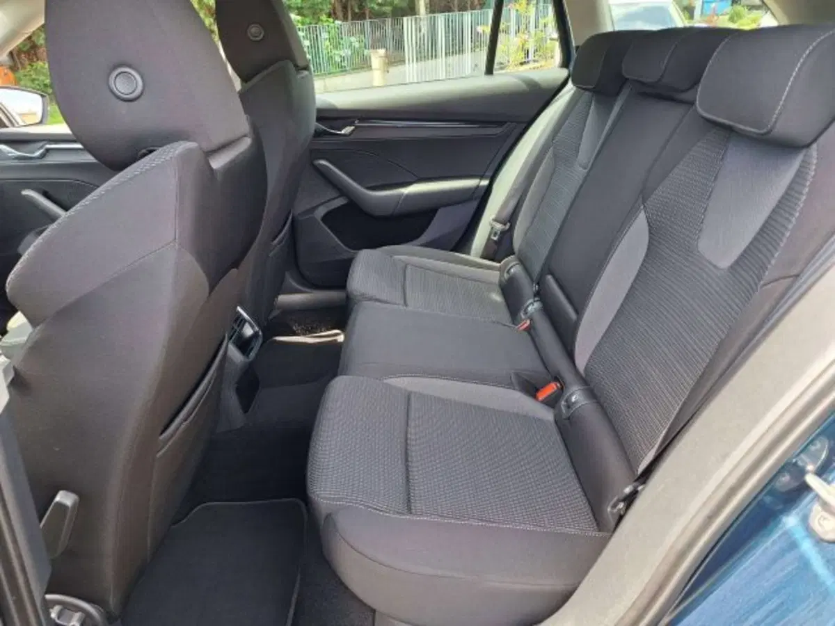 Skoda Octavia Station Wagon usata a Como (8)