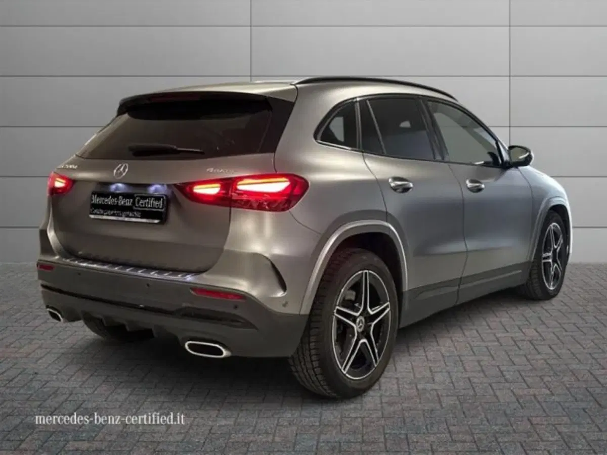 Mercedes-Benz GLA SUV usata a Avellino (2)