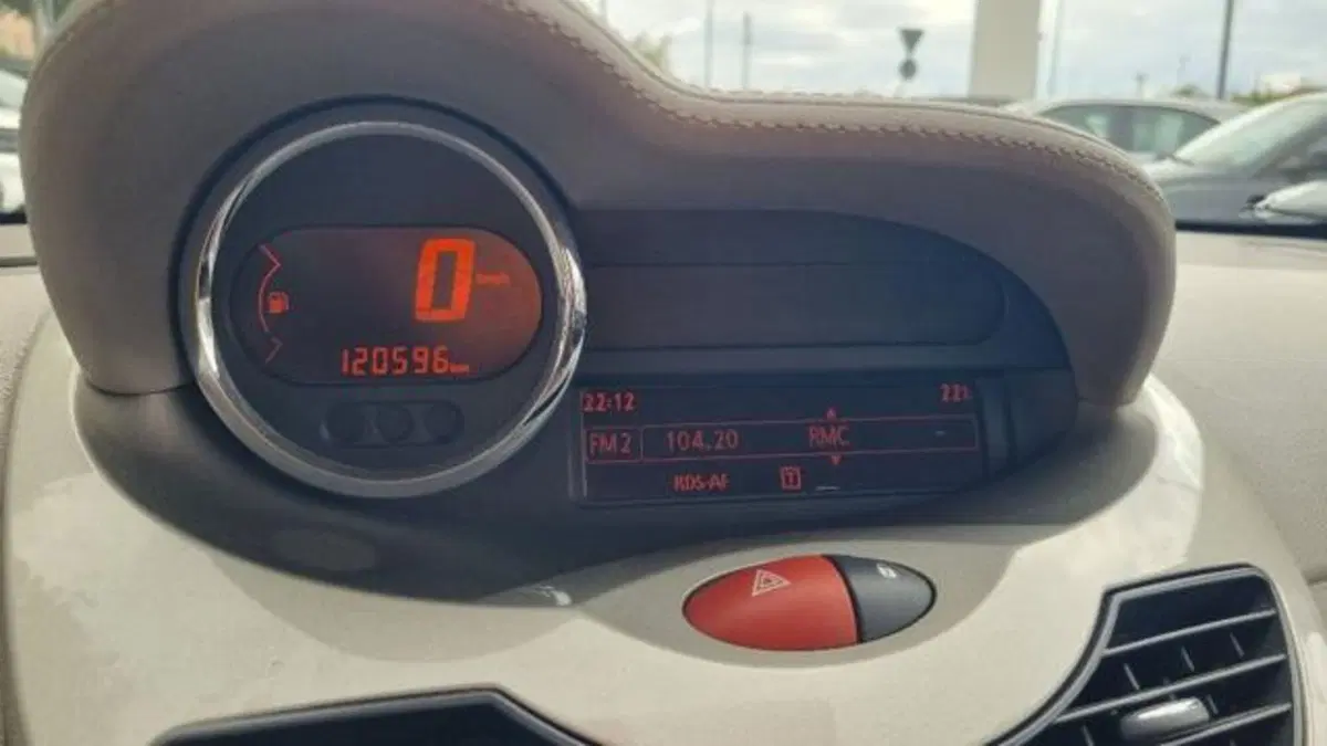 Renault Twingo usata a Savona (4)