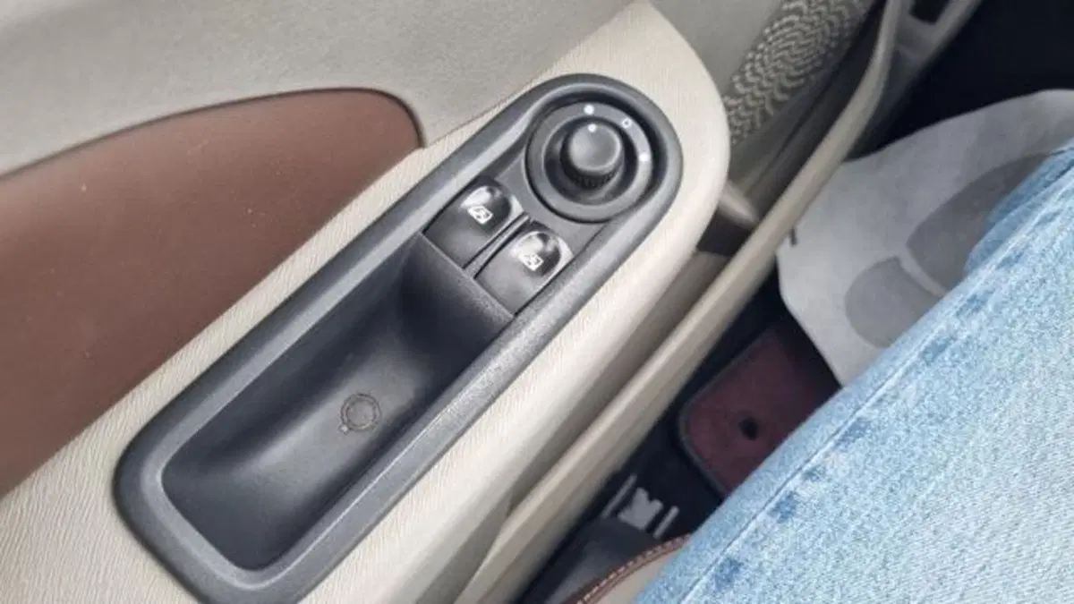 Renault Twingo usata a Savona (9)