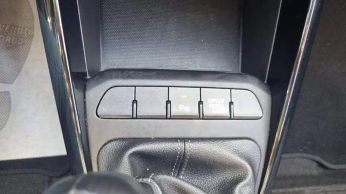 Kia Stonic usata a Savona (12)