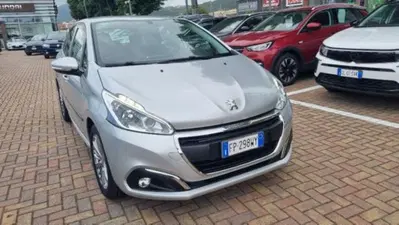 Peugeot 208 82 5 porte Active del 2018 usata a Savona