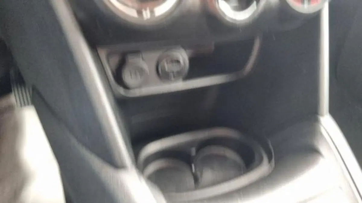Peugeot 208 usata a Savona (13)