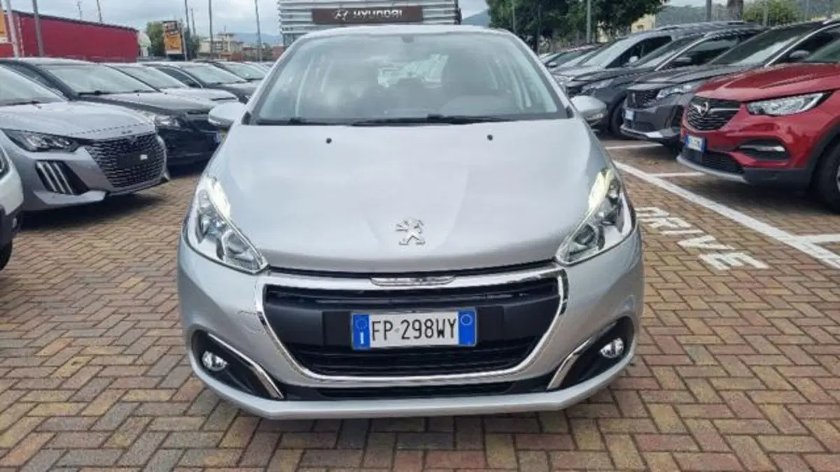 Peugeot 208 usata a Savona (2)