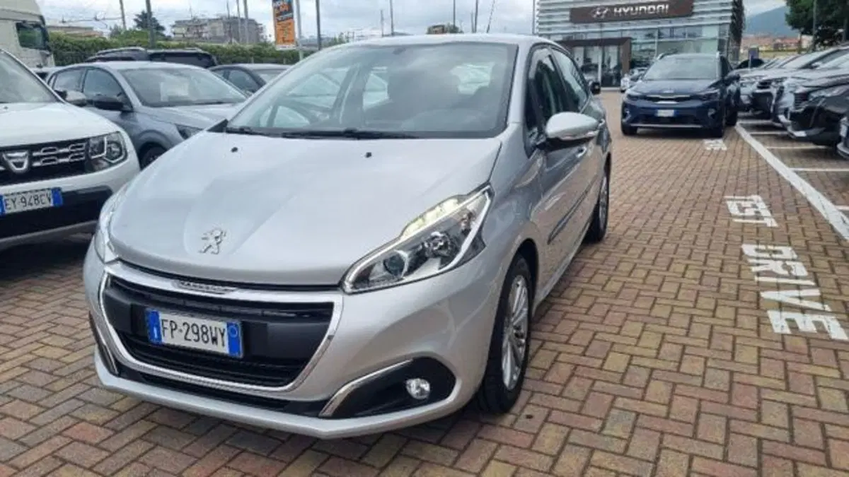 Peugeot 208 usata a Savona (3)