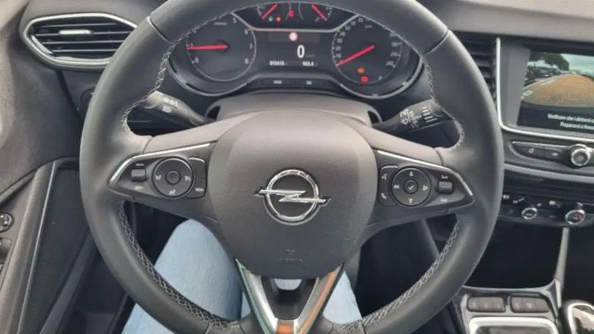 Opel Crossland usata a Savona (10)