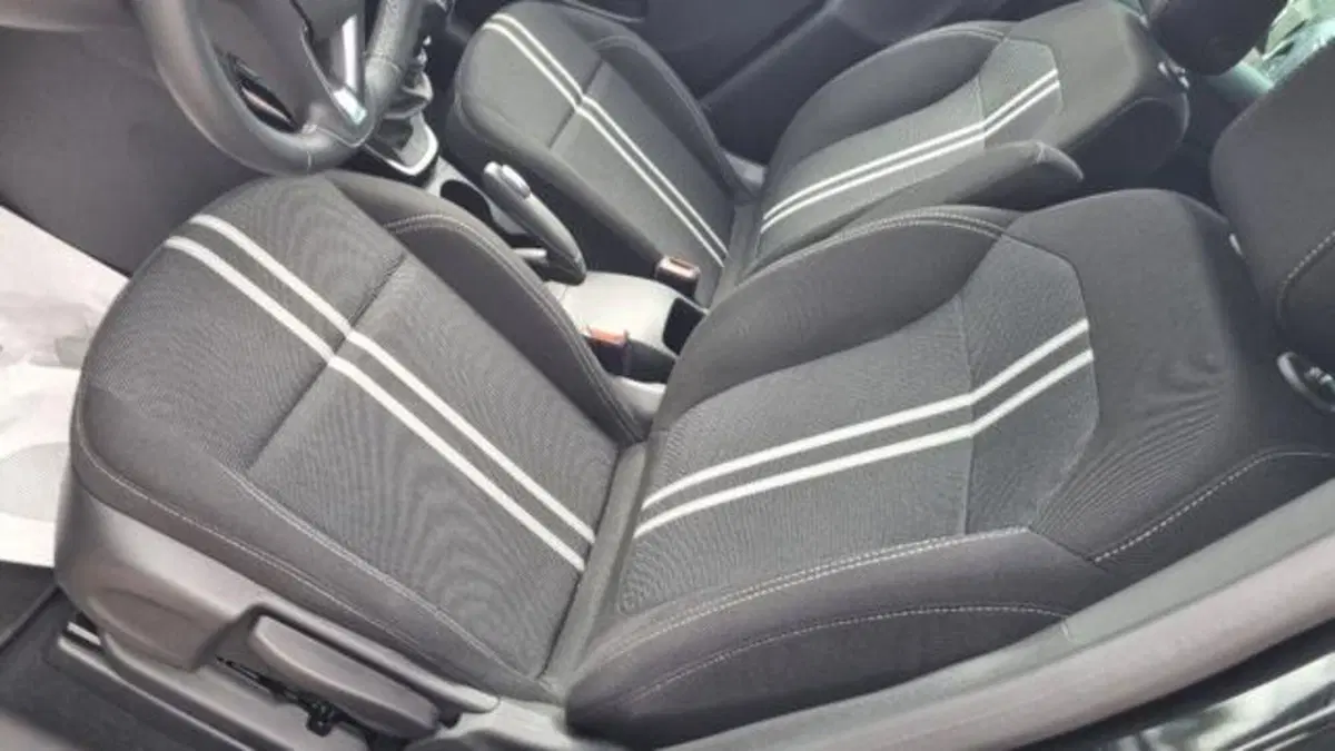 Opel Crossland usata a Savona (19)