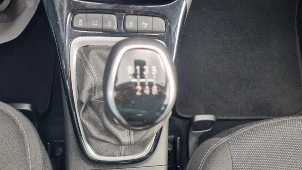 Opel Crossland usata a Savona (8)