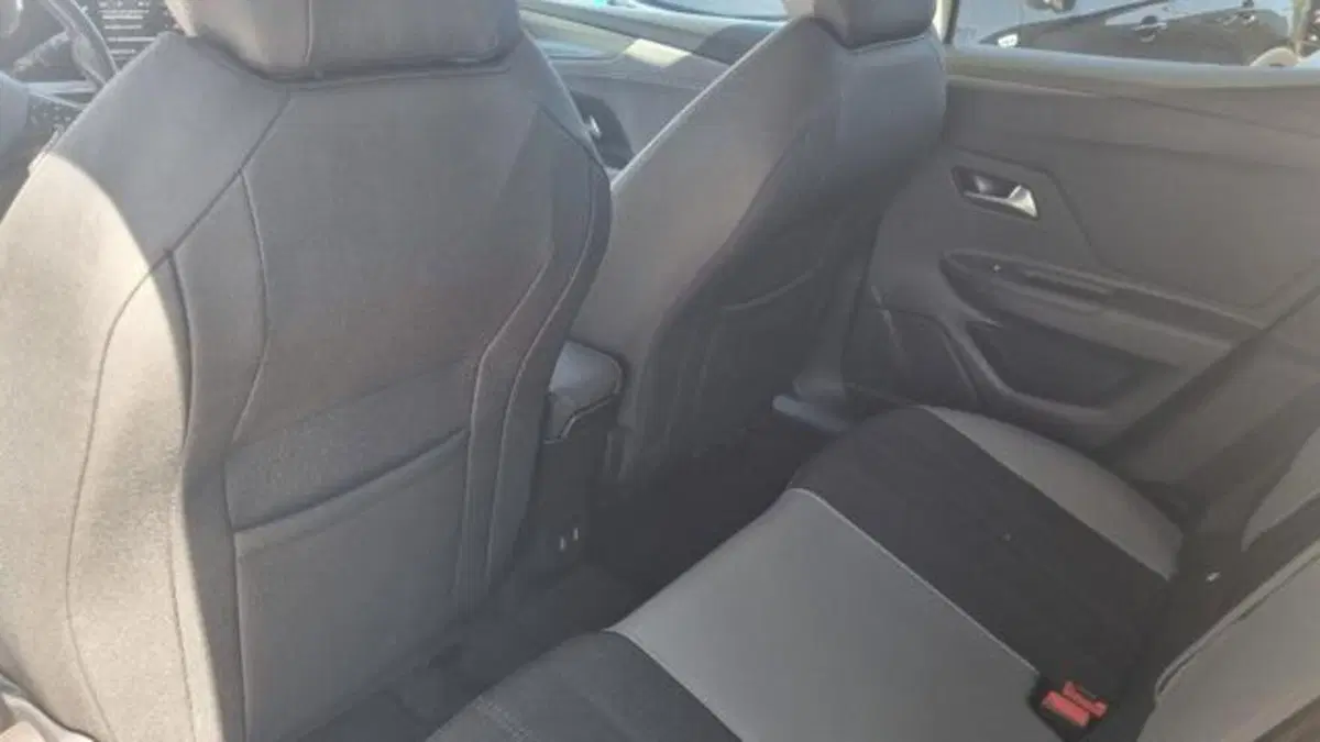 Opel Mokka usata a Savona (17)