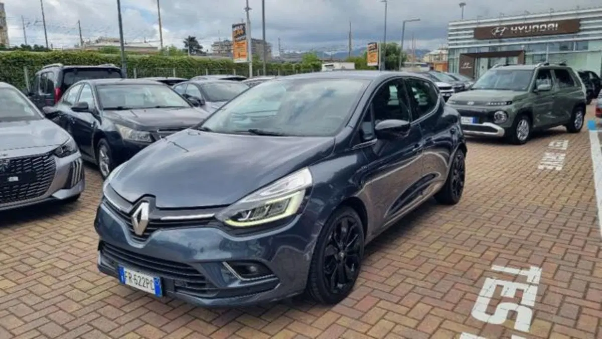 Renault Clio usata a Savona (20)