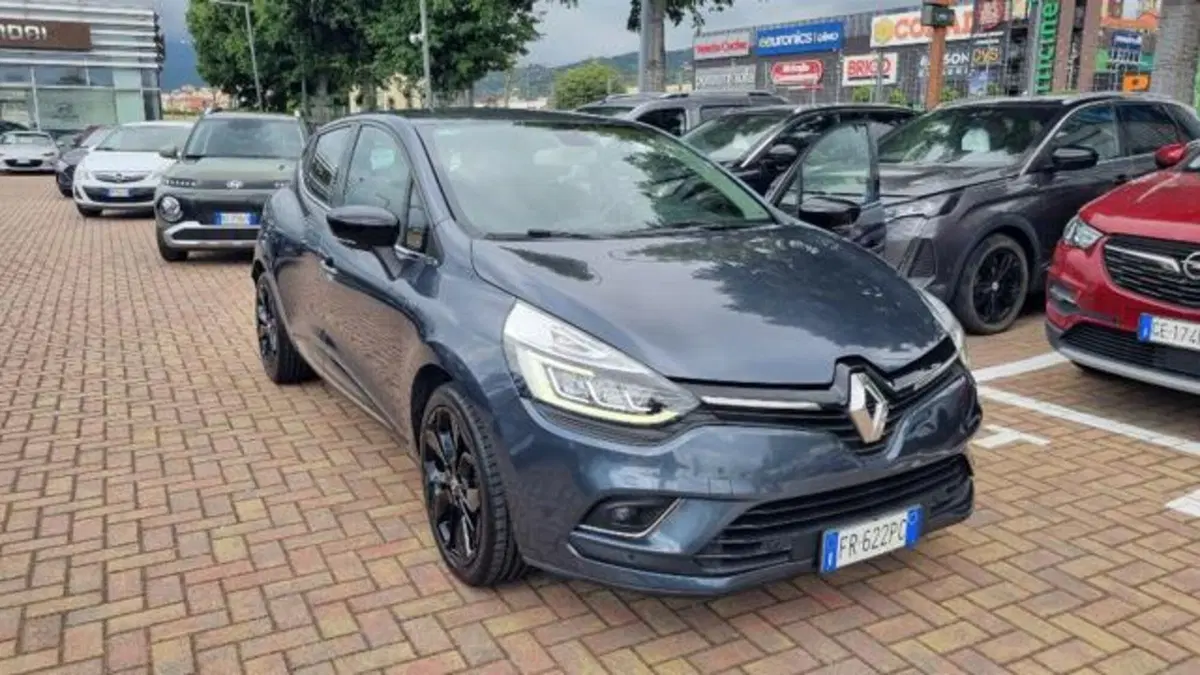 Renault Clio usata a Savona (3)