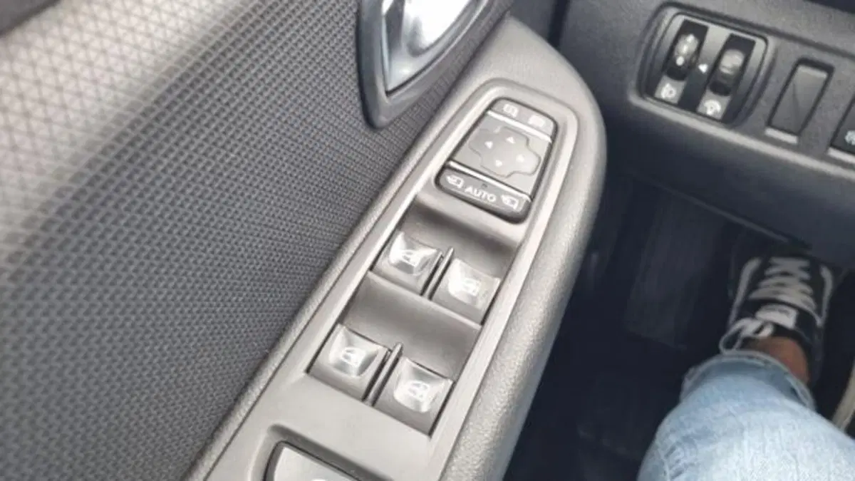 Renault Clio usata a Savona (7)